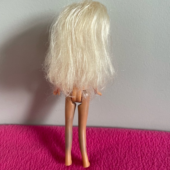 Vintage Kid Kore Doll in Original Outfit (1992) 7.5” - Picture 2 of 6